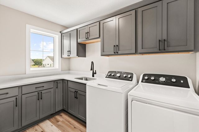 2721 Yordi Drive Drive, Norwalk, IA 50211
