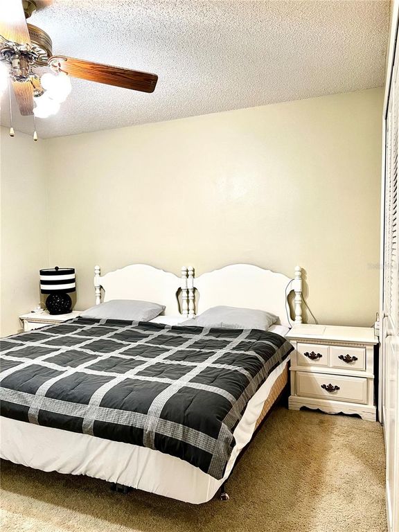 Image 11 of property listing at 1891 FORTUNE COURT, Deltona, FL 32725