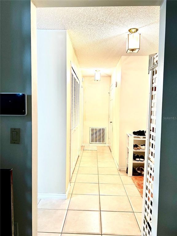 Image 23 of property listing at 1891 FORTUNE COURT, Deltona, FL 32725