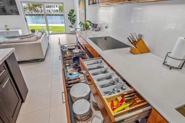 35 Castle Harbor Island, Fort Lauderdale, FL 33308