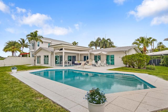 35 Castle Harbor Island, Fort Lauderdale, FL 33308