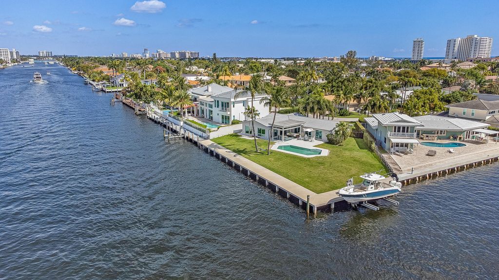 35 Castle Harbor Island, Fort Lauderdale, FL 33308