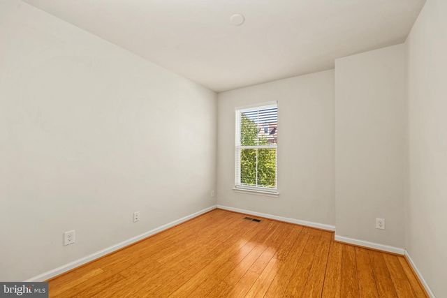 9640 PULLMAN PL, Fairfax, VA 22031