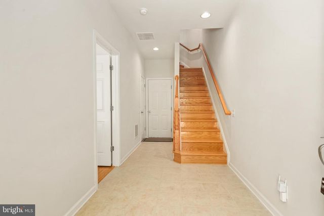 9640 PULLMAN PL, Fairfax, VA 22031