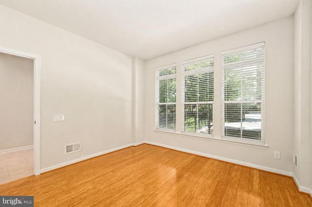 9640 PULLMAN PL, Fairfax, VA 22031