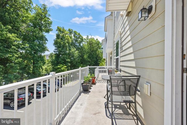 9640 PULLMAN PL, Fairfax, VA 22031