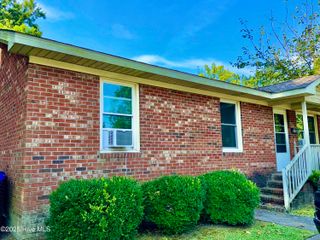 1400 E 1st Street A, Greenville, NC 27858