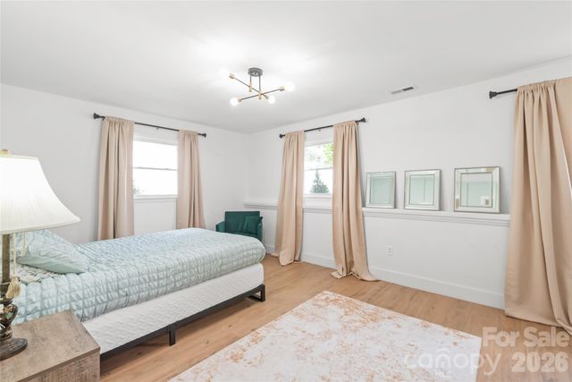 610 Ridgeway Drive, Belmont, NC 28012