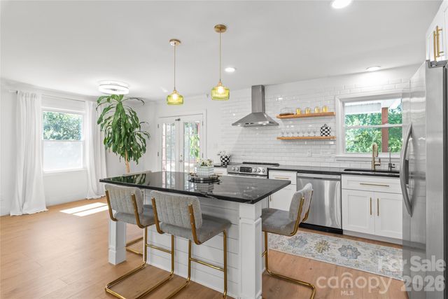 610 Ridgeway Drive, Belmont, NC 28012