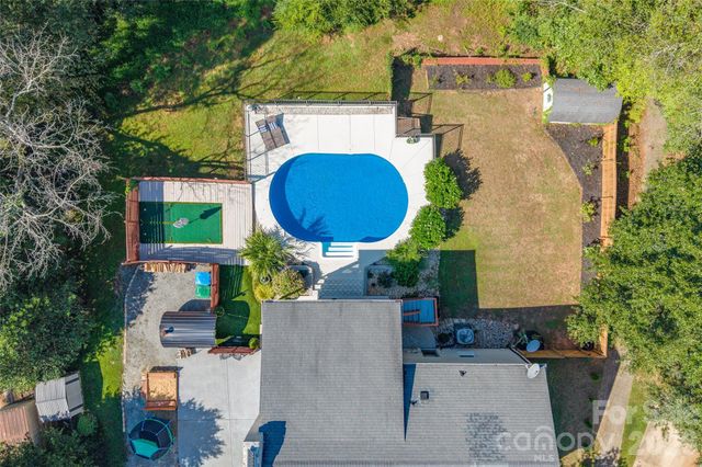 610 Ridgeway Drive, Belmont, NC 28012
