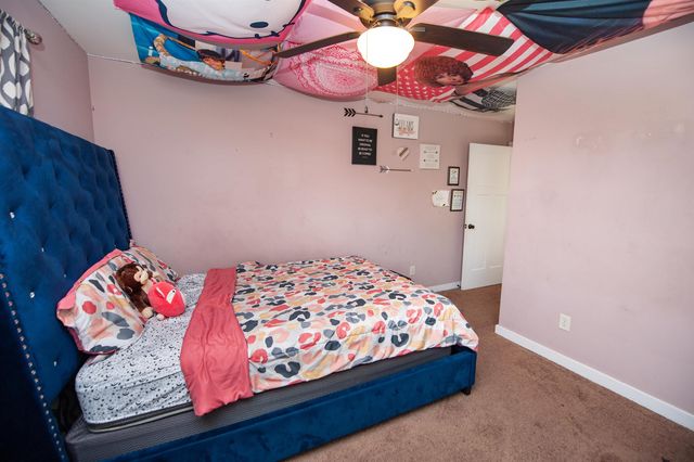 140 Manor House Lane, Chesnee, SC 29323