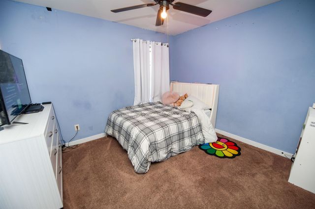 140 Manor House Lane, Chesnee, SC 29323