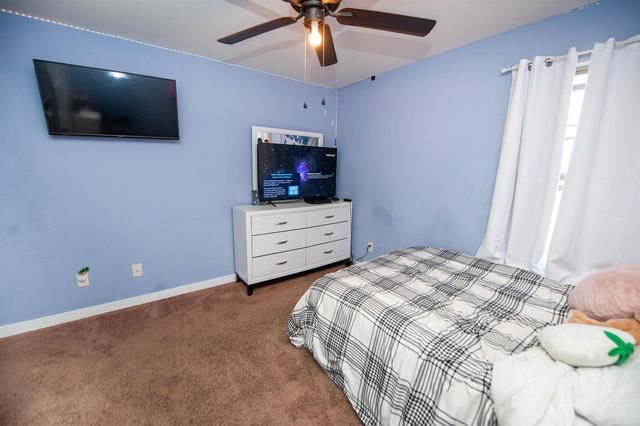 140 Manor House Lane, Chesnee, SC 29323