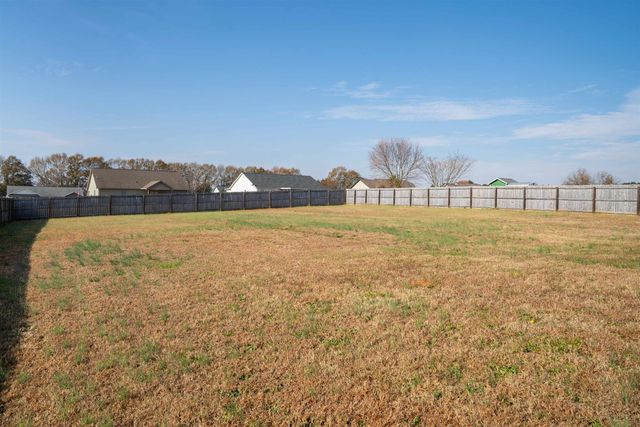 140 Manor House Lane, Chesnee, SC 29323