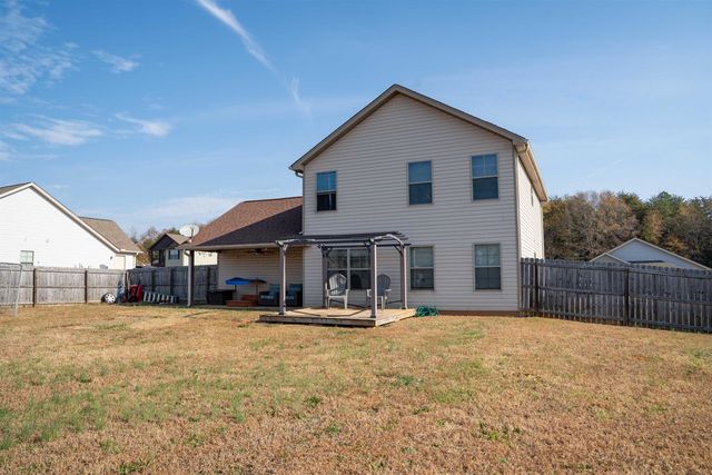 140 Manor House Lane, Chesnee, SC 29323