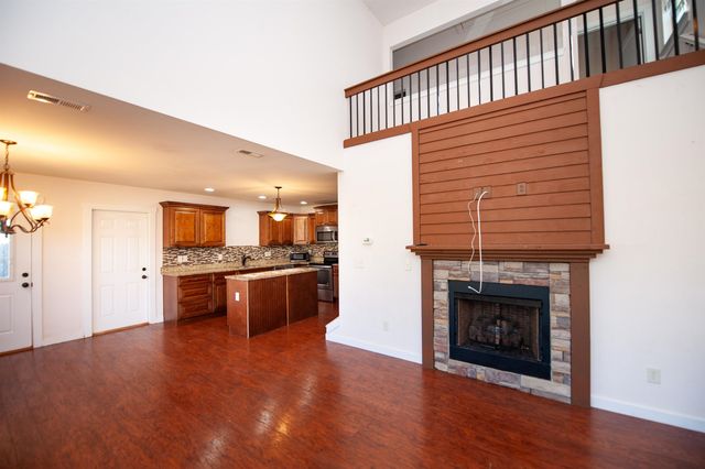 140 Manor House Lane, Chesnee, SC 29323