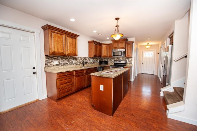 140 Manor House Lane, Chesnee, SC 29323