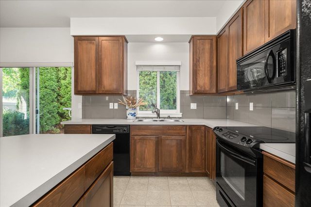 1660 N Marne Ln, Liberty Lake, WA 99016