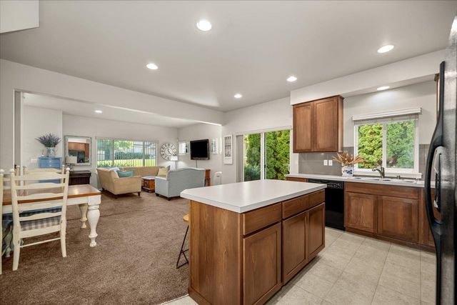 1660 N Marne Ln, Liberty Lake, WA 99016