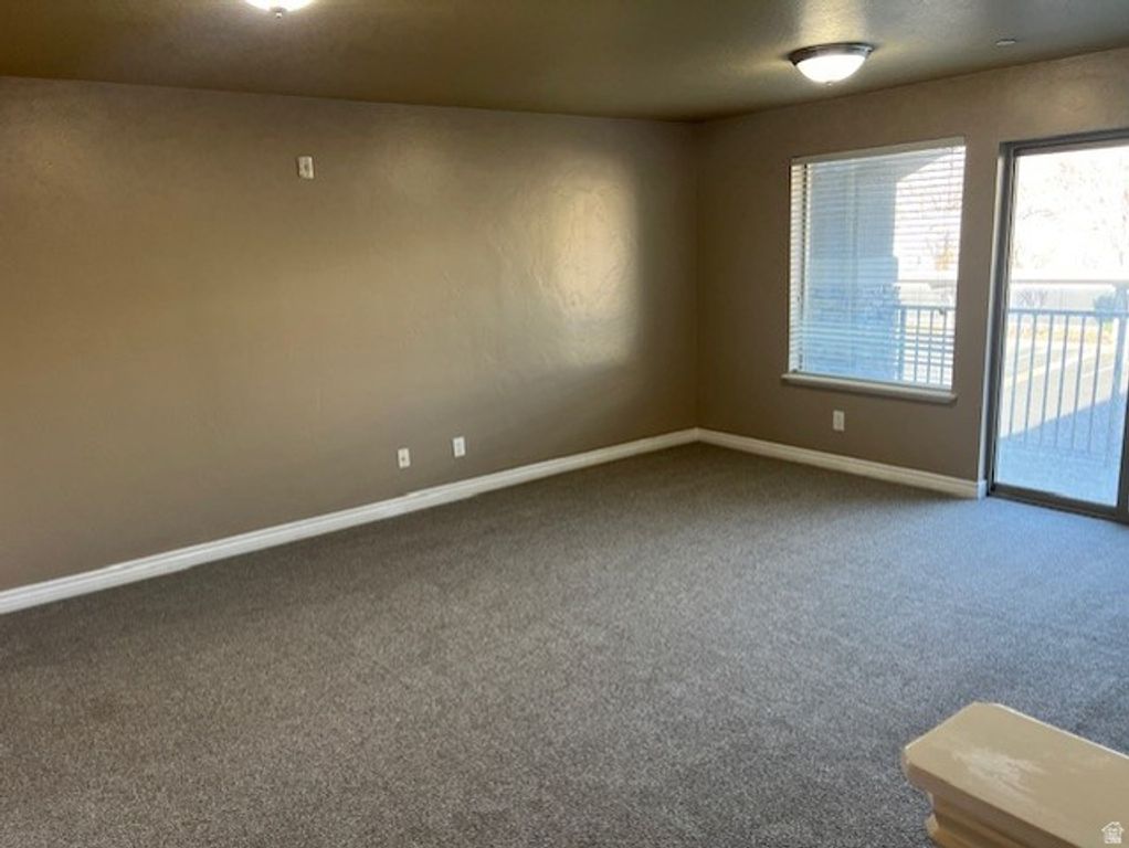 Image 10 of property listing at 917 S MAIN ST #H, Layton, UT 84041
