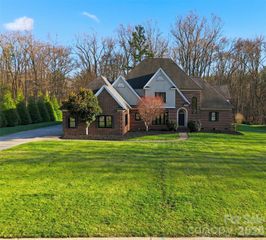 3903 Mourning Dove Drive, Matthews, NC 28104
