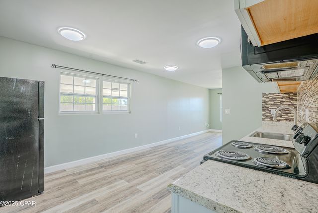 1130 Transmitter Road, Panama City, FL 32401