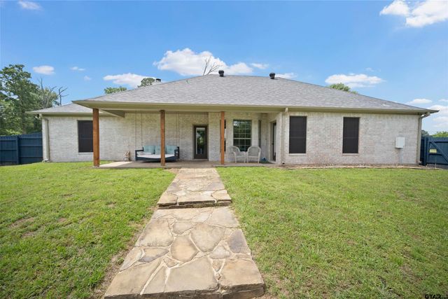 808 N Jarvis Street, Troup, TX 75789