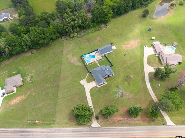 808 N Jarvis Street, Troup, TX 75789