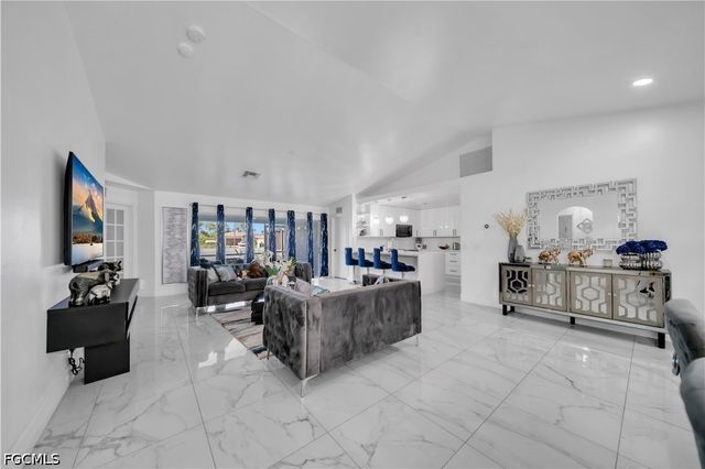 3902 3RD ST SW, Lehigh Acres, FL 33976
