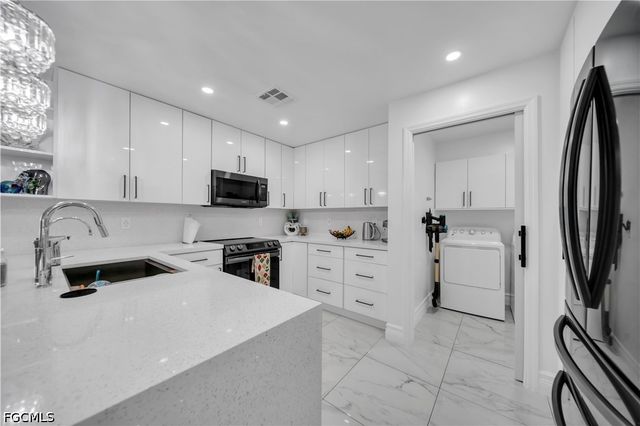 3902 3RD ST SW, Lehigh Acres, FL 33976