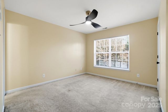 4944 Kotlik Drive, Charlotte, NC 28269