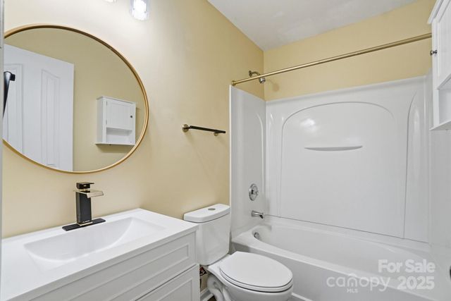 4944 Kotlik Drive, Charlotte, NC 28269