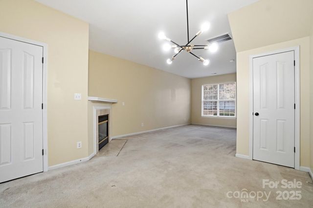 4944 Kotlik Drive, Charlotte, NC 28269