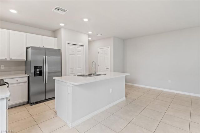 15245 Wildflower CIR, Naples, FL 34104