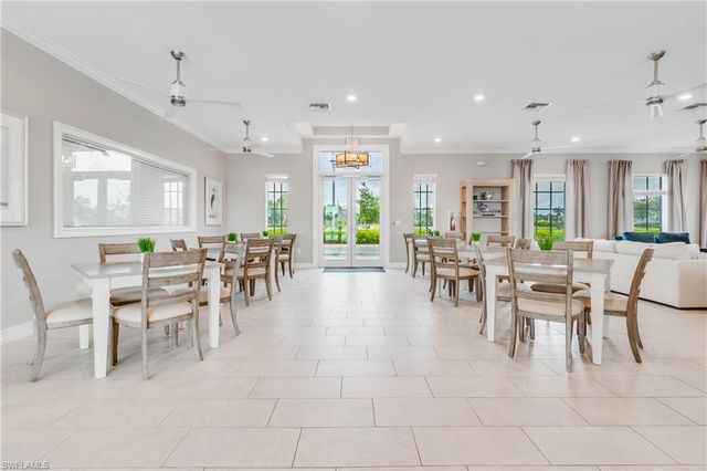 15245 Wildflower CIR, Naples, FL 34104