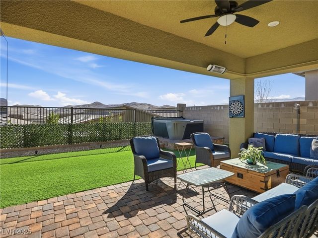 916 Mayfield Manor Lane, Las Vegas, NV 89138
