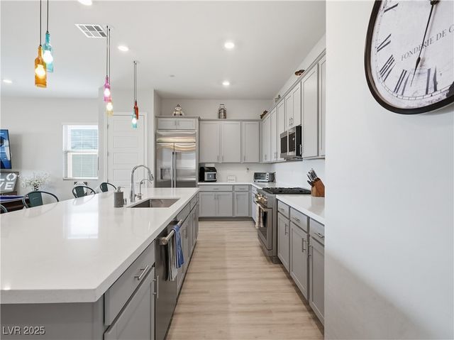 916 Mayfield Manor Lane, Las Vegas, NV 89138