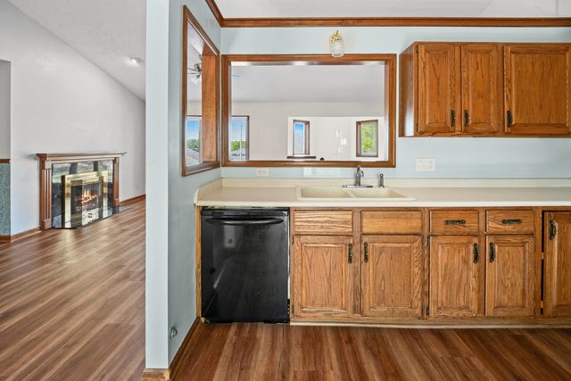 4803 Taylor Street, Davenport, IA 52806