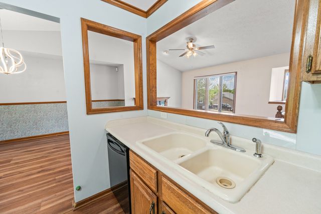 4803 Taylor Street, Davenport, IA 52806