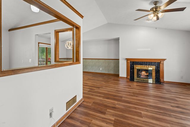 4803 Taylor Street, Davenport, IA 52806