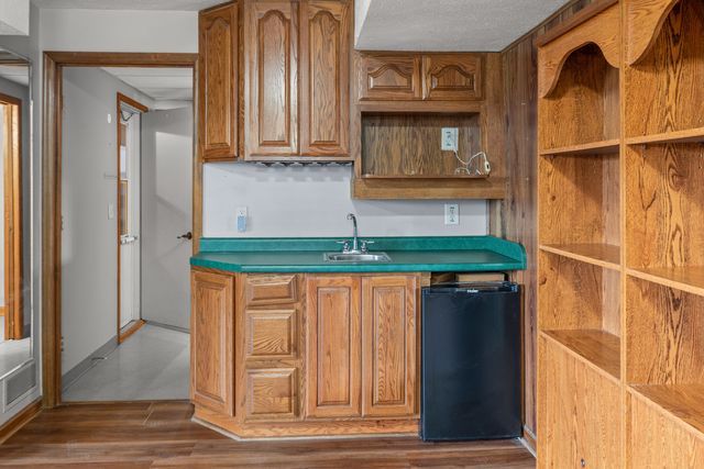 4803 Taylor Street, Davenport, IA 52806