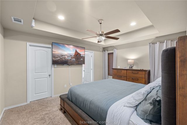 128 Dove Court, Navasota, TX 77868