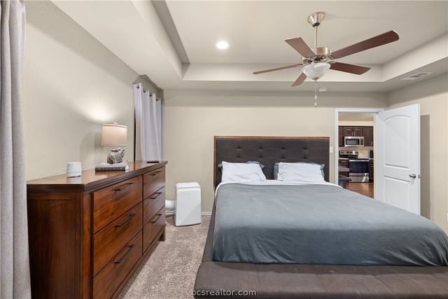 128 Dove Court, Navasota, TX 77868