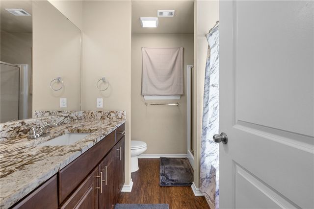 128 Dove Court, Navasota, TX 77868