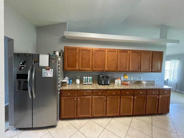 7025 Boo Ln, Pensacola, FL 32526