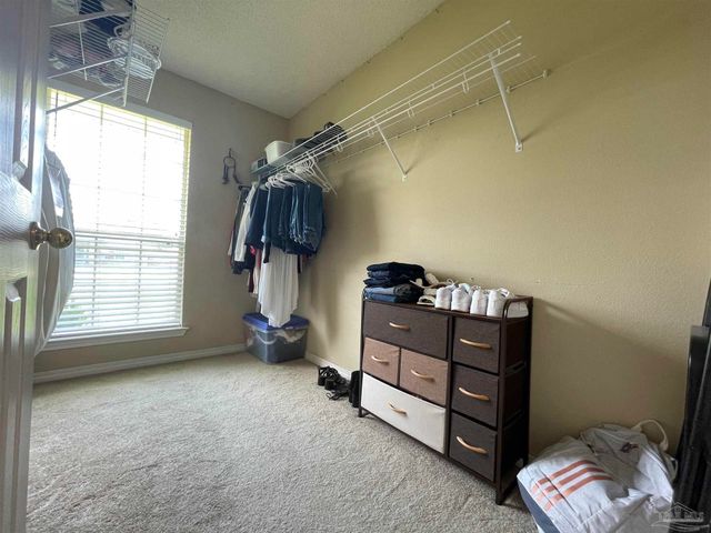 7025 Boo Ln, Pensacola, FL 32526