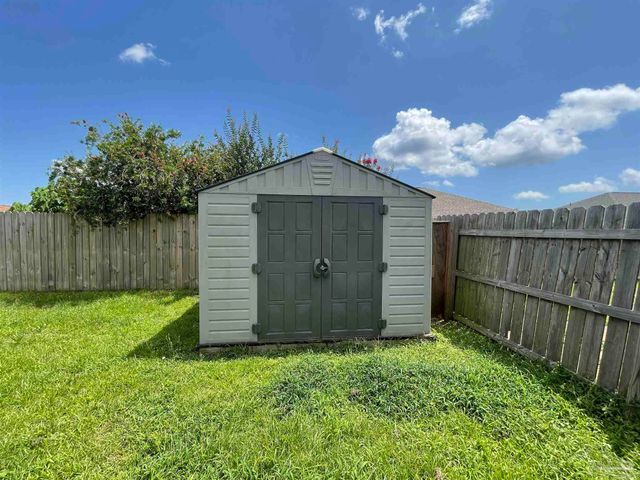 7025 Boo Ln, Pensacola, FL 32526