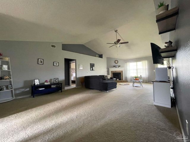 7025 Boo Ln, Pensacola, FL 32526