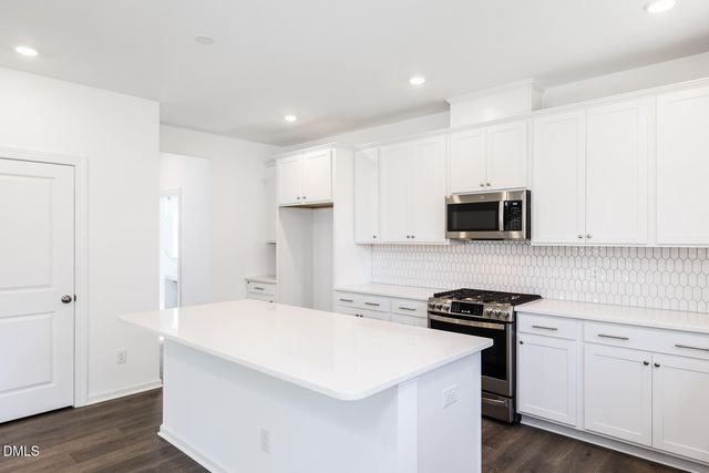 186 Hickory Grove Drive, Sanford, NC 27330