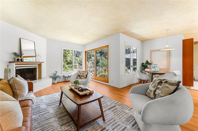 1040 W Crescent Avenue, Redlands, CA 92373